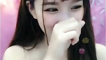 Asian girl is so cute livestream Uplive